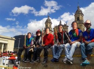 Indígenas protestando en Bogotá, Colombia
