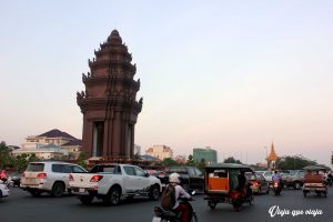Monumento a la Independencia en Phnom Penh, Camboya